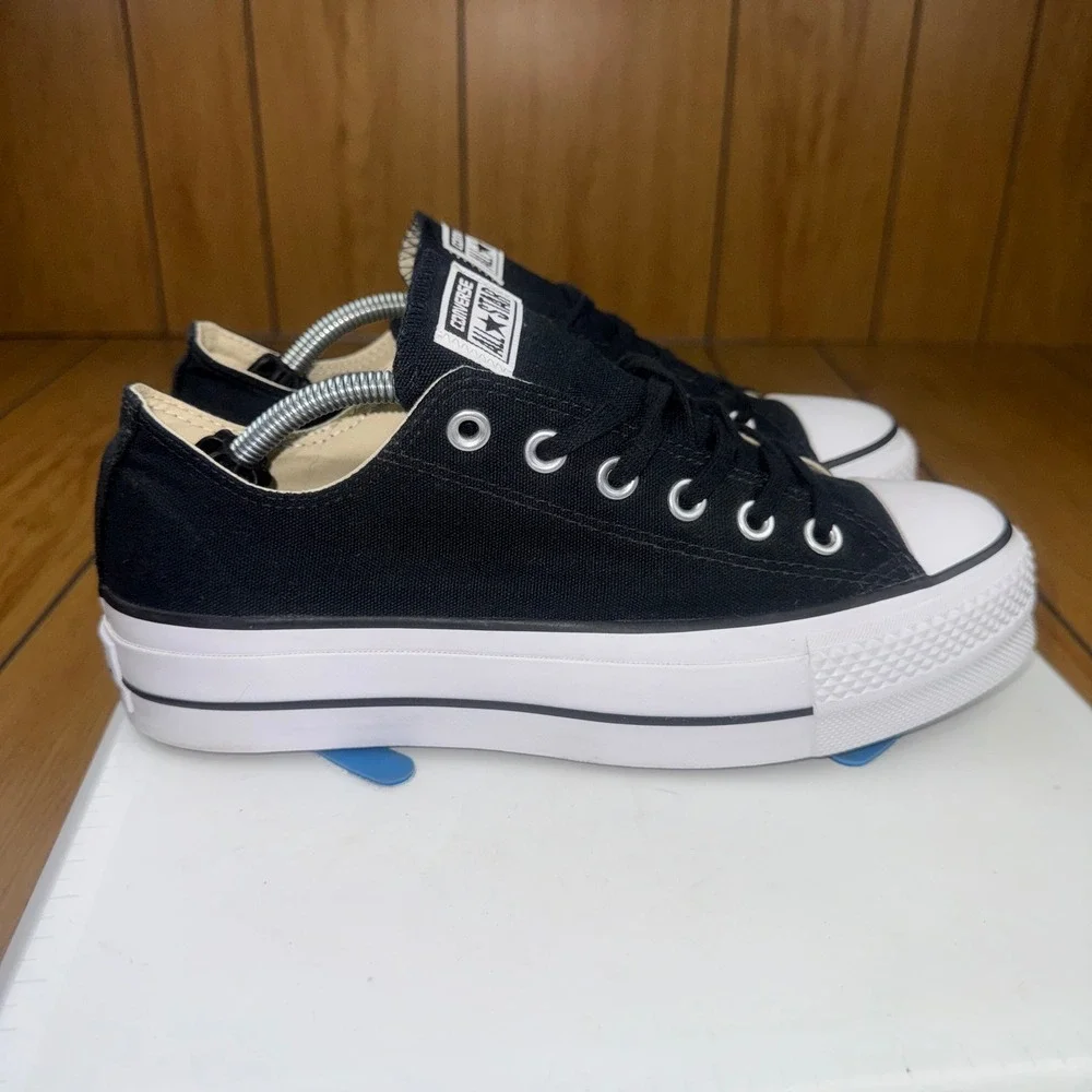 Converse Chuck Taylor All Star Lift Platform Black Canvas LowTop 560250C Women 8 - Picture 2 of 16